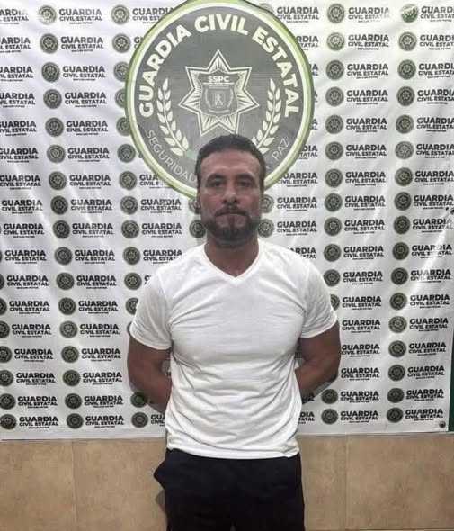 Detienen a Alberto del Río, El Patrón, por presunta violencia familiar